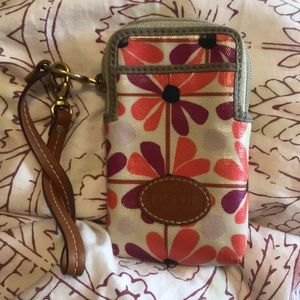 Fossil wristlet